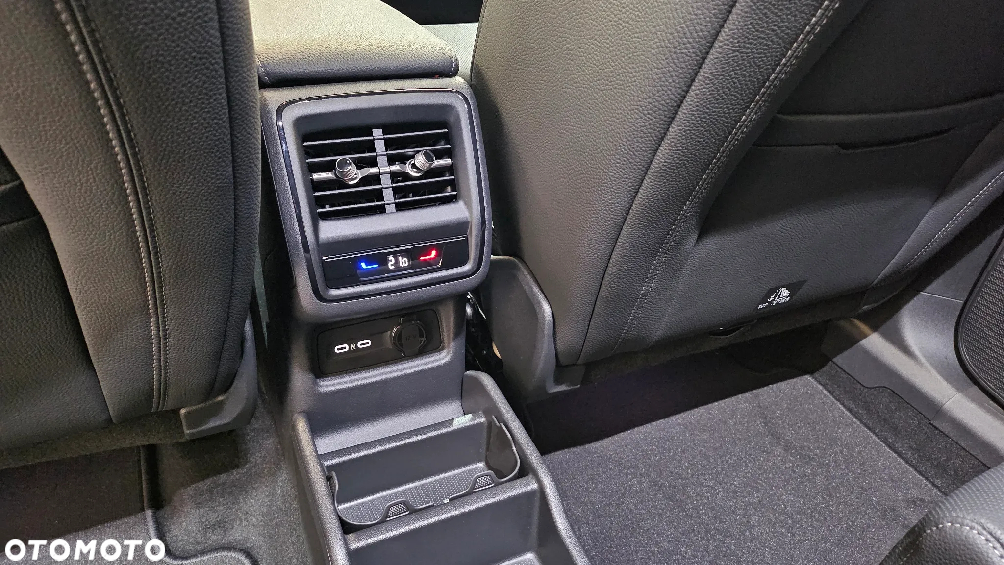 Skoda Kodiaq 2.0 TDI 4x4 Selection DSG - 28