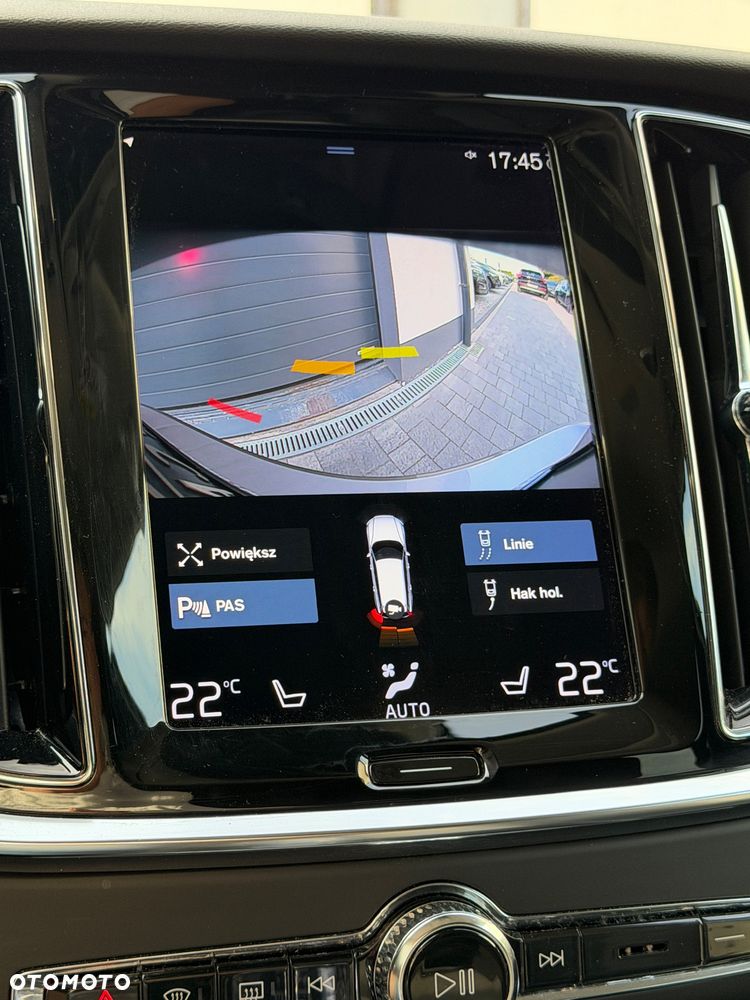 Volvo XC 40 B3 B DKG Plus Black Edition - 14