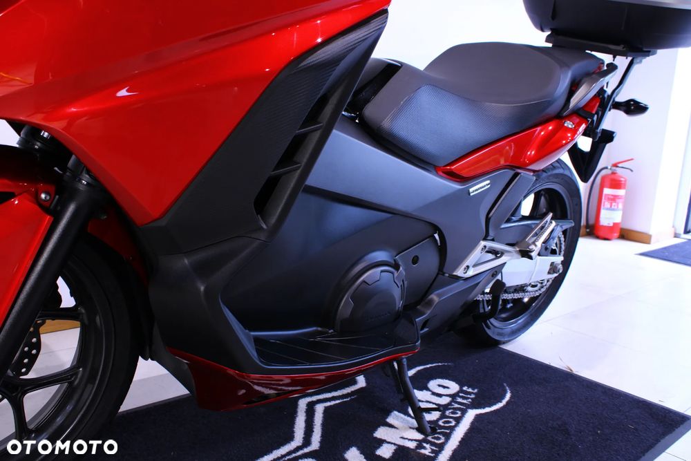 Honda NC - 23