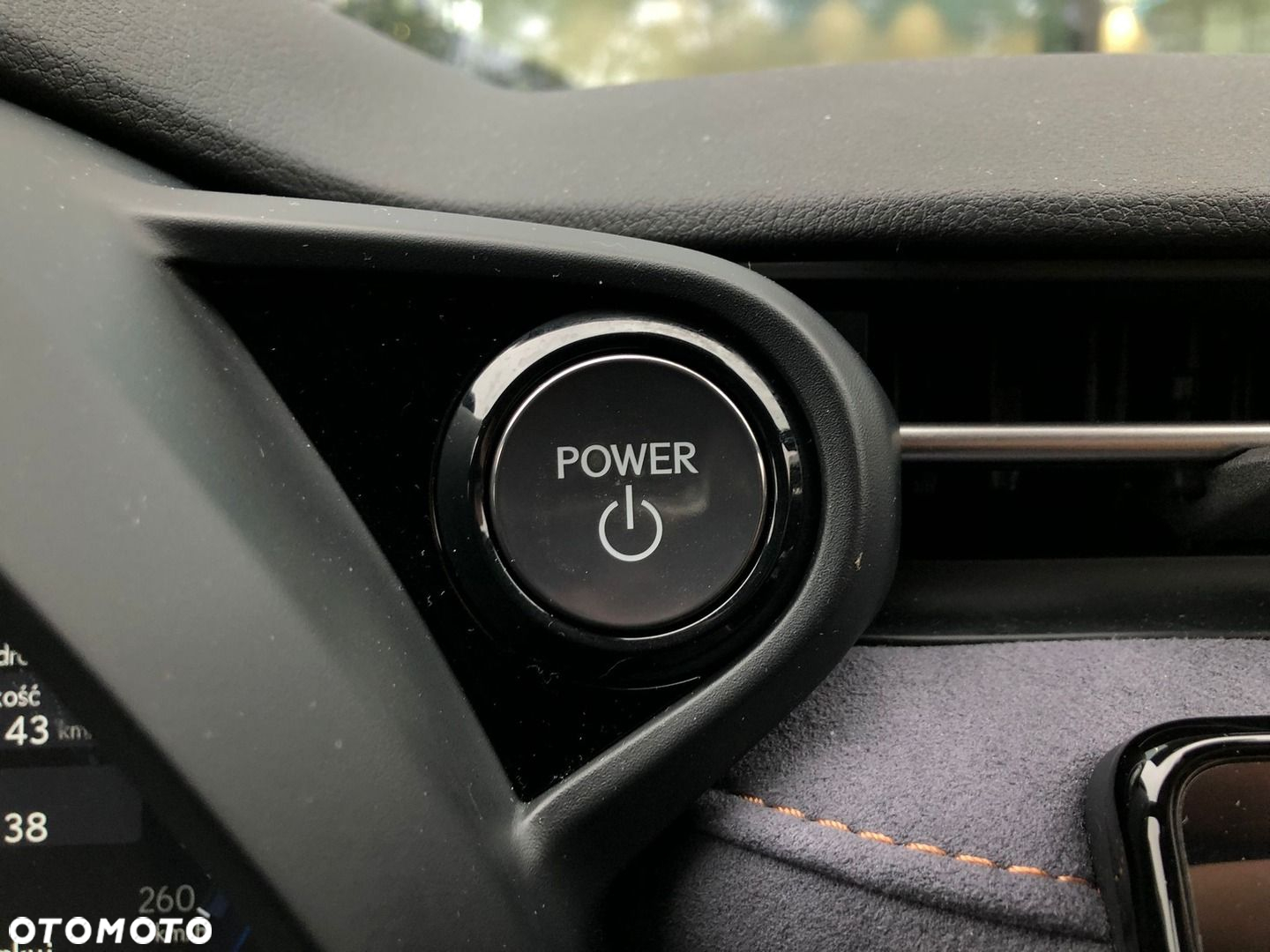 Lexus LBX 1.5 Hybrid Cool - 35
