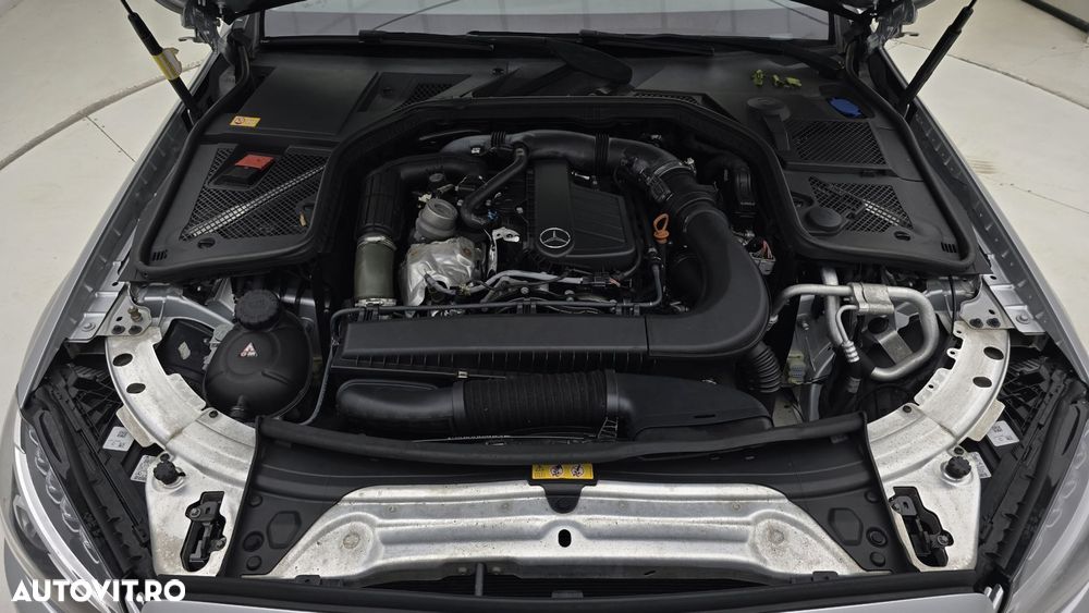 Mercedes-Benz C - 24