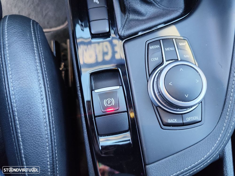 BMW X2 18 d sDrive Auto X Pack M - 26