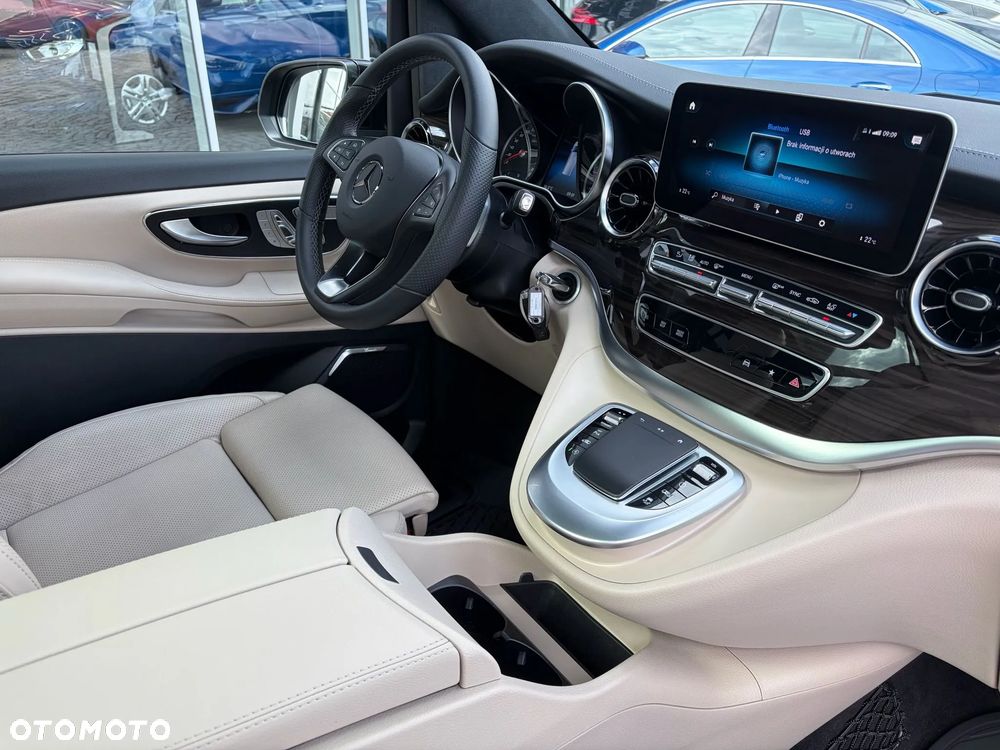 Mercedes-Benz Klasa V 300 d 4-Matic 9G-Tronic Exclusive (d³ugi) - 28