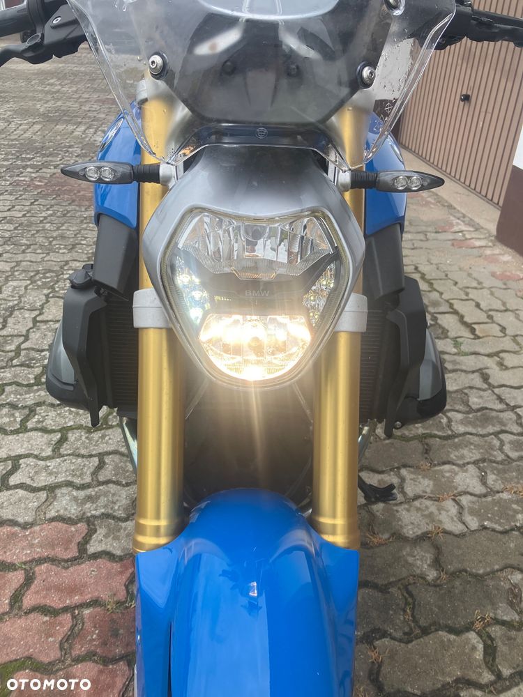 BMW R - 8