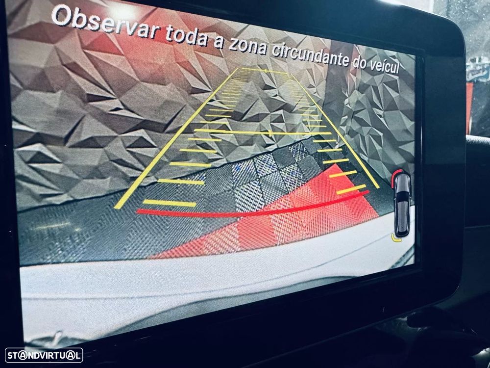 Mercedes-Benz C 300 BlueTEC Hybrid AMG Line - 39