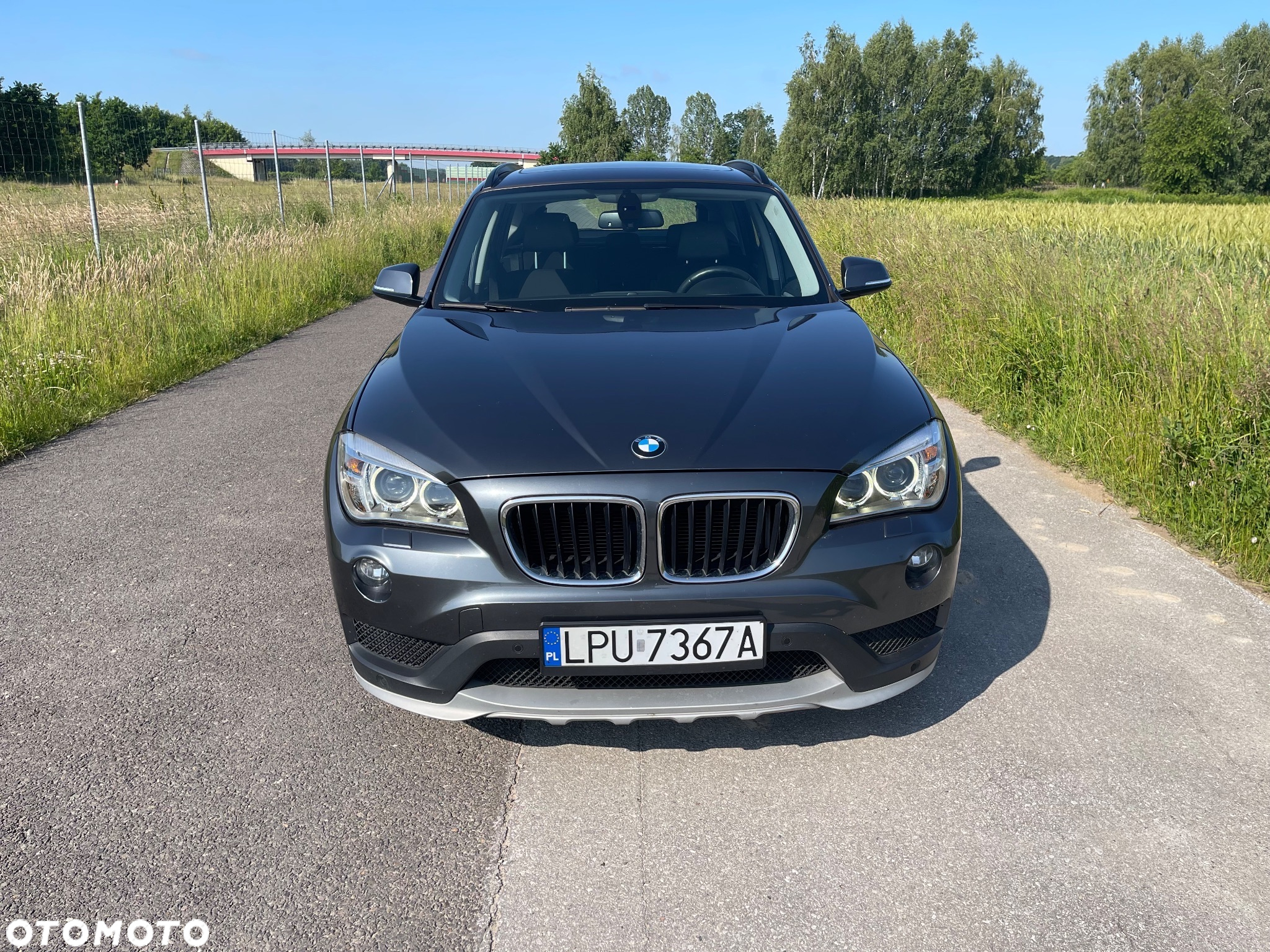 BMW X1 xDrive20i Sport Line - 2