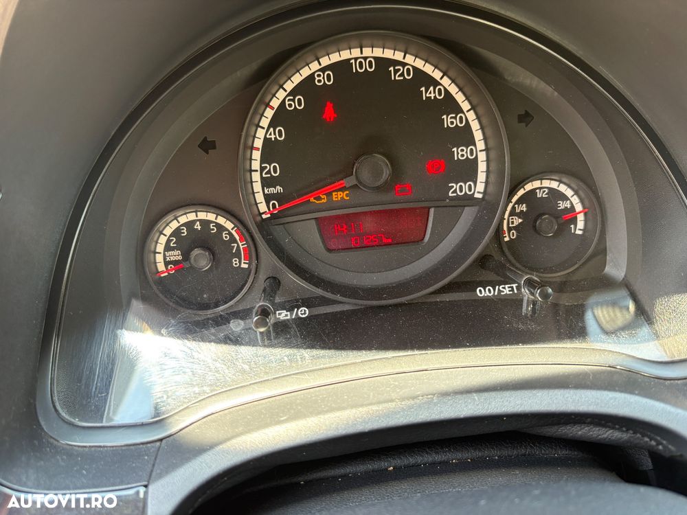 Volkswagen up! 1.0 Move - 12