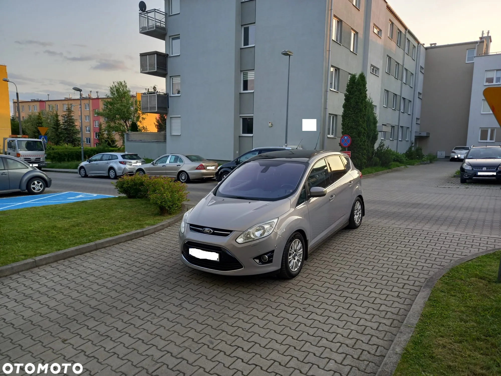 Ford C-MAX 2.0 TDCi Titanium - 13