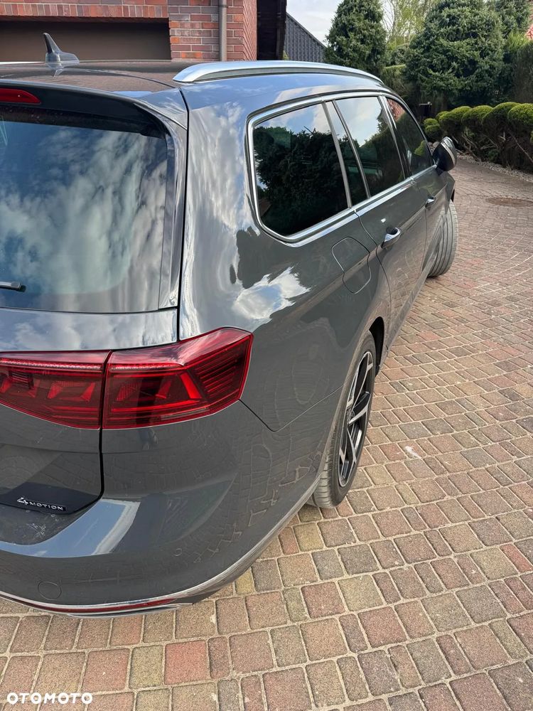 Volkswagen Passat - 8