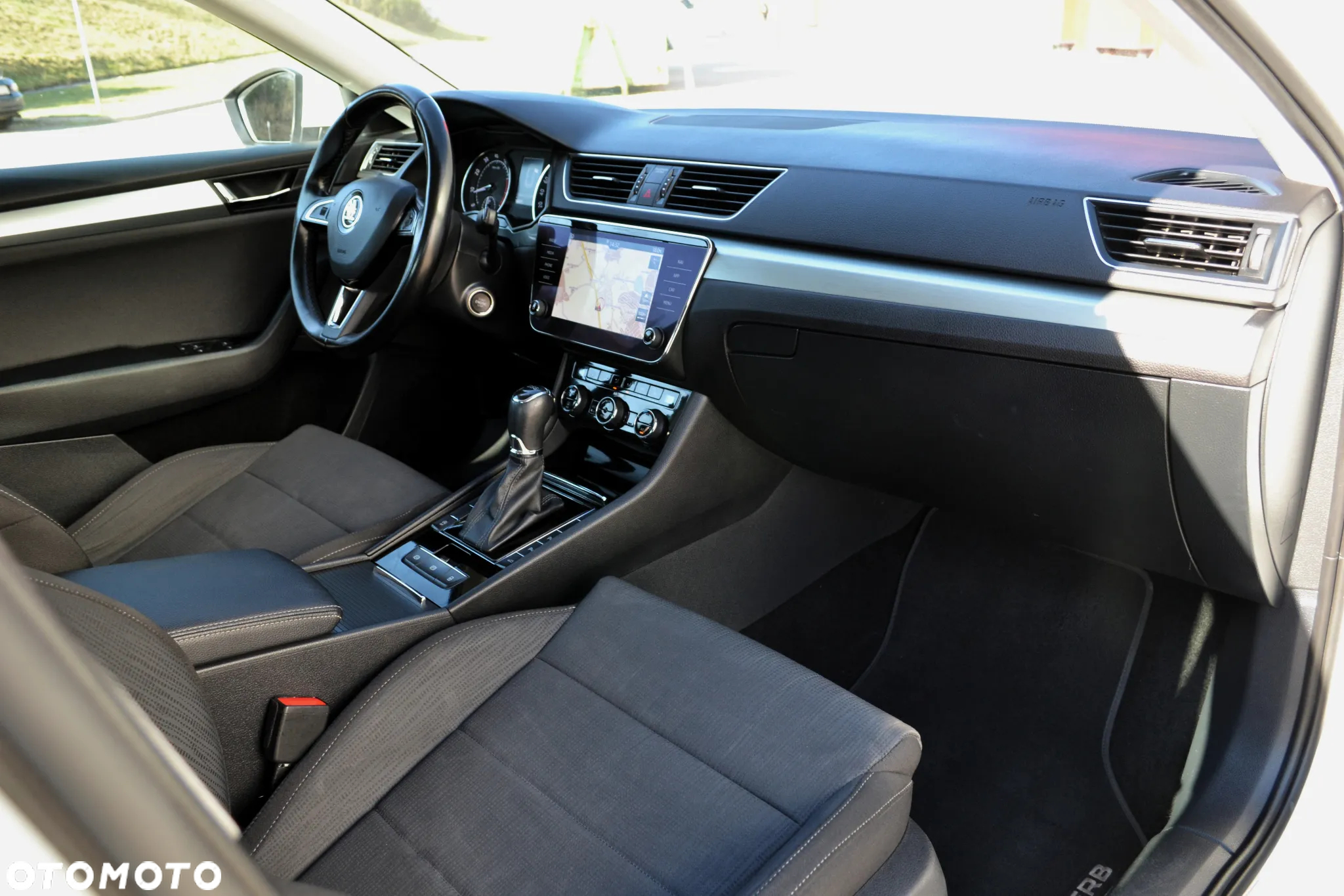 Skoda Superb 2.0 TSI Ambition DSG - 10