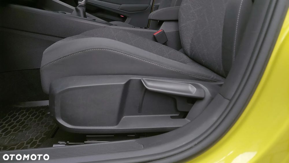 Volkswagen Golf VIII 1.5 TSI EVO Life - 17