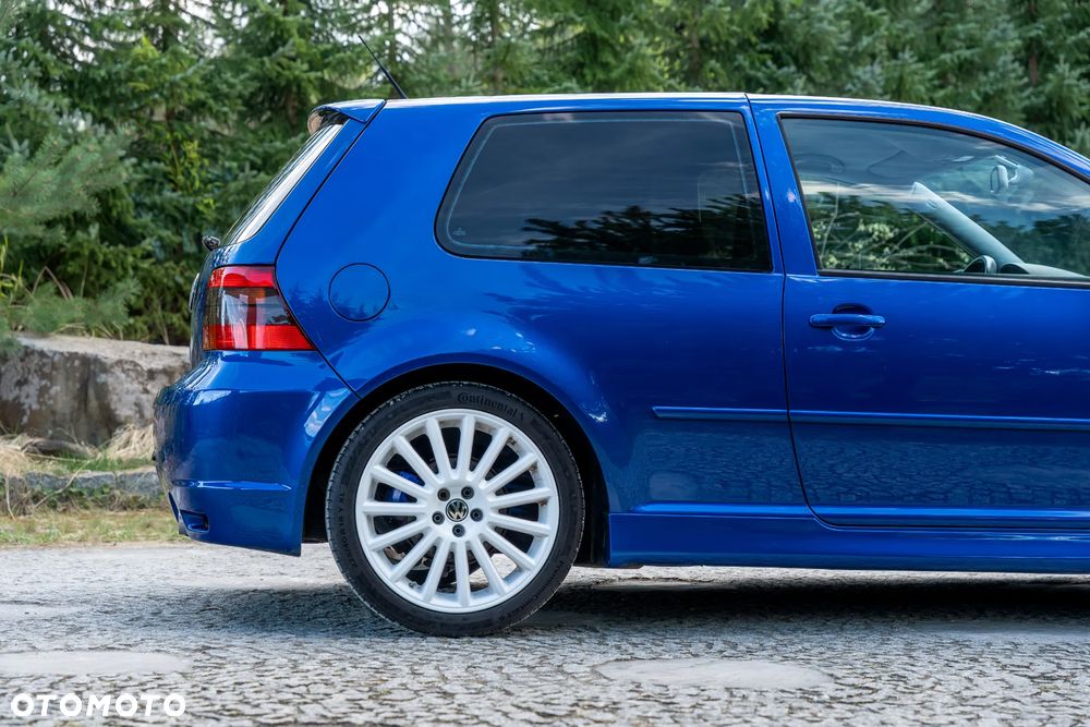 Volkswagen Golf - 16