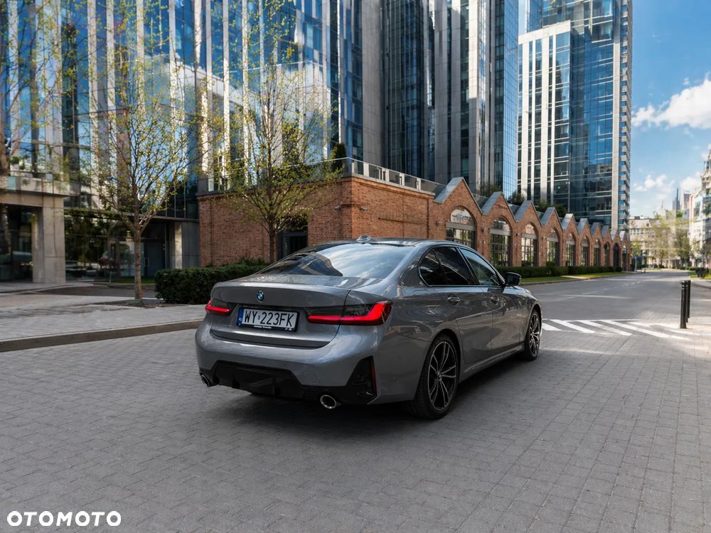 BMW Seria 3 320d M Sport - 3