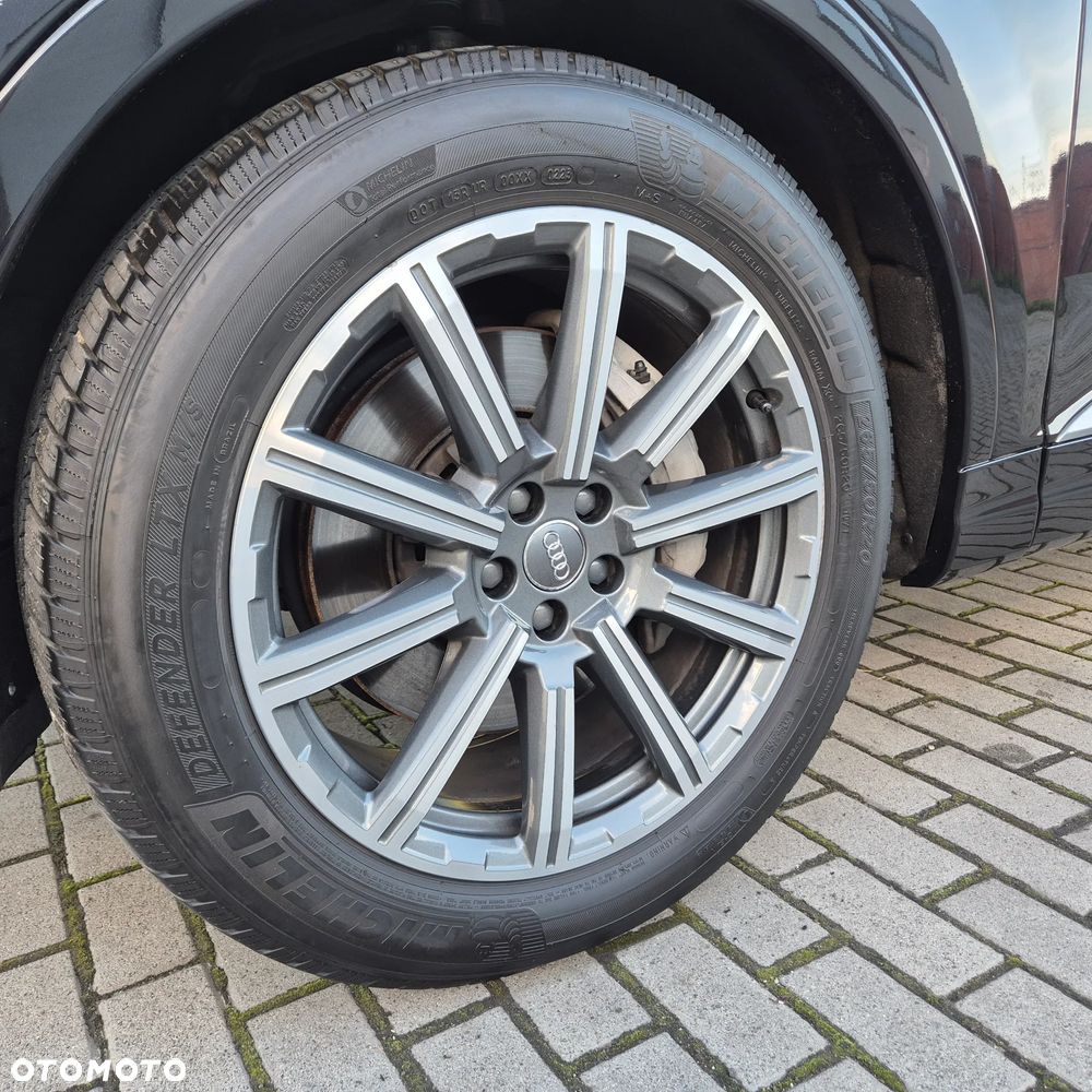 Audi Q7 3.0 TFSI Quattro Tiptronic - 24