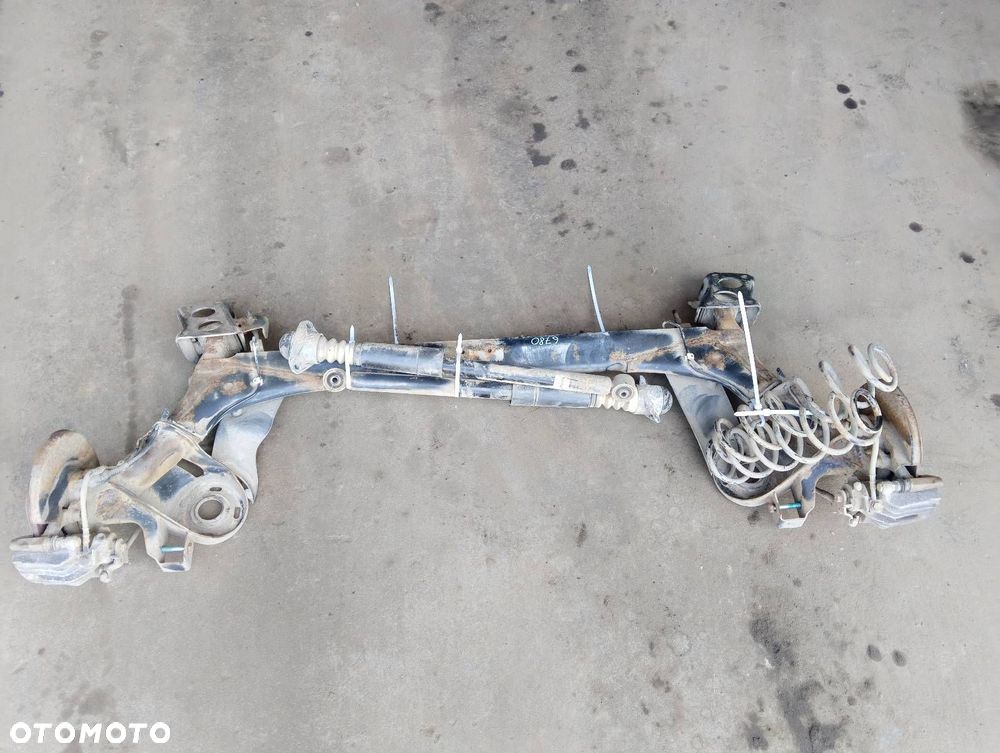 BELKA OŚ ZAWIESZENIA TYŁ TARCZE Z ABS RENAULT MEGANE II KOMBI - 1