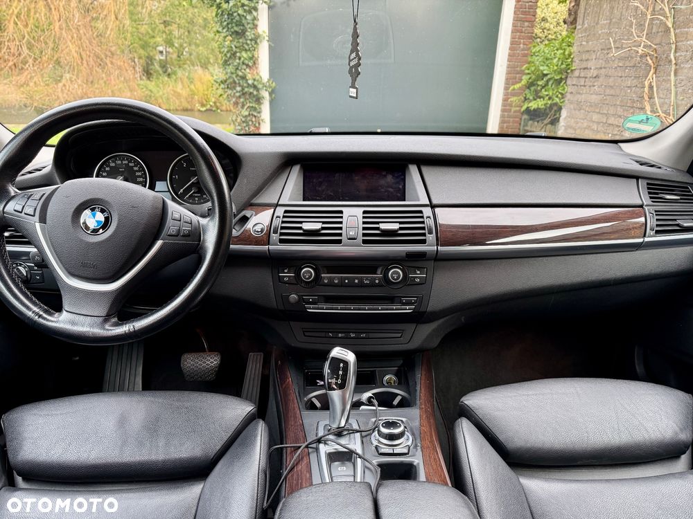 BMW X5 - 12