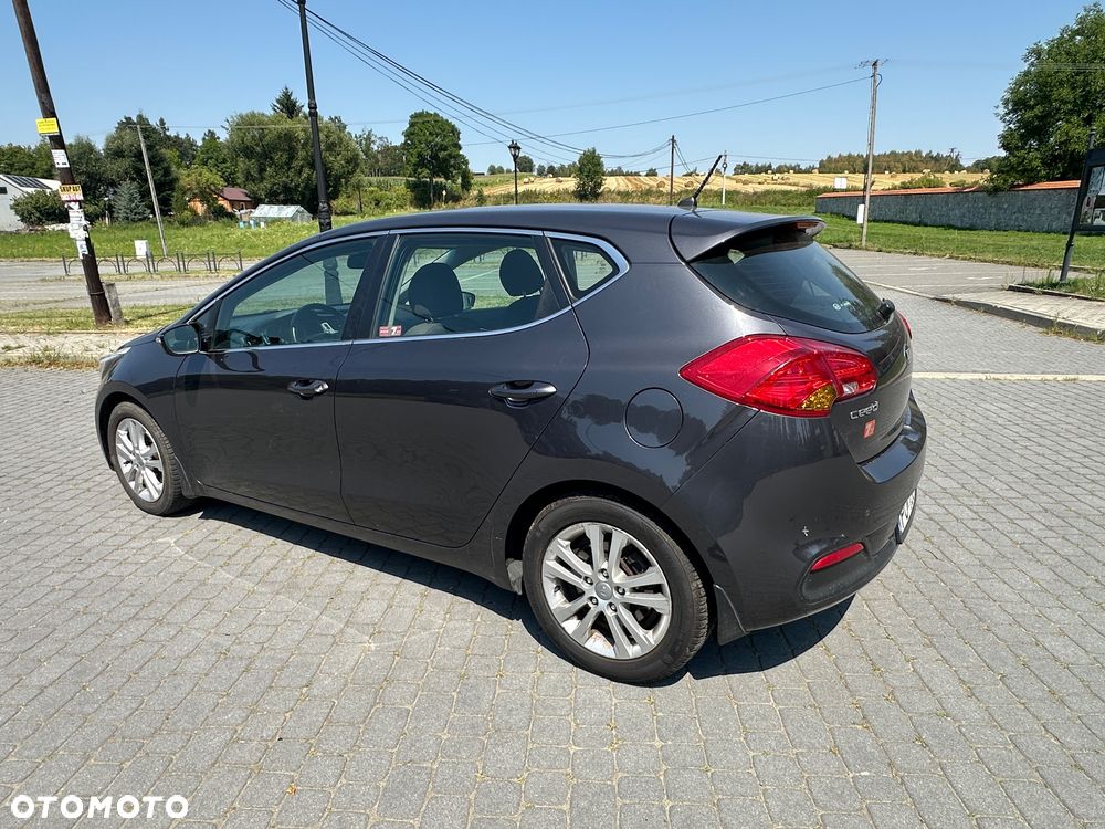 Kia Ceed 1.6 GDI L - 3