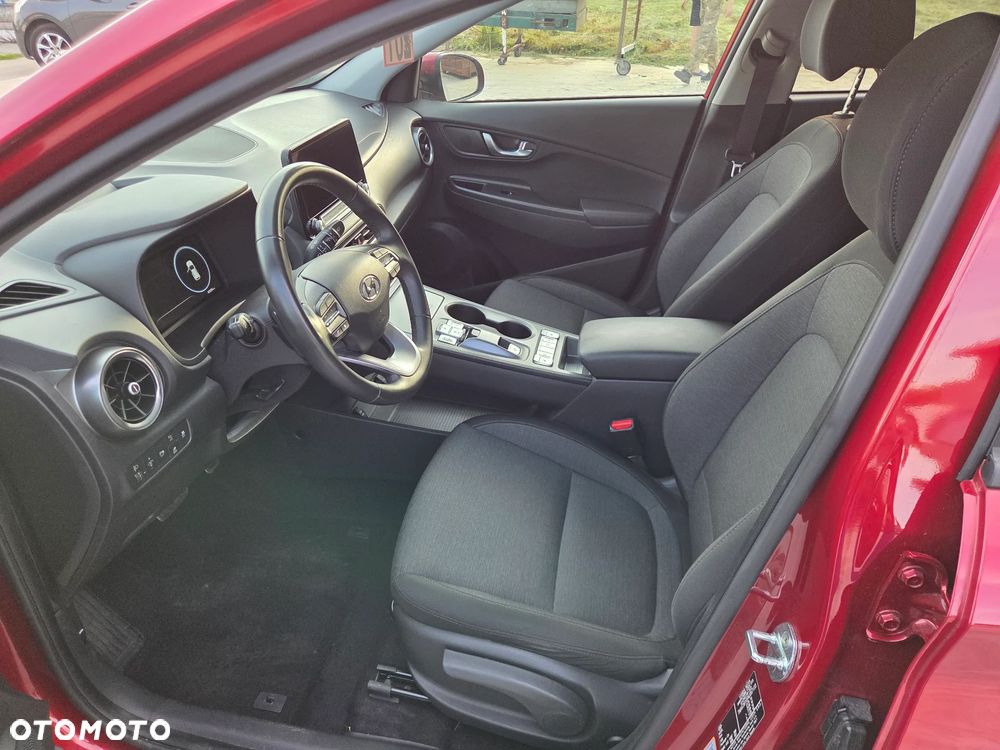 Hyundai Kona 64kWh Smart - 16