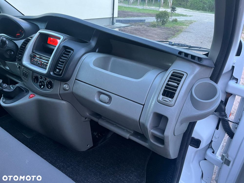 Opel Vivaro - 14
