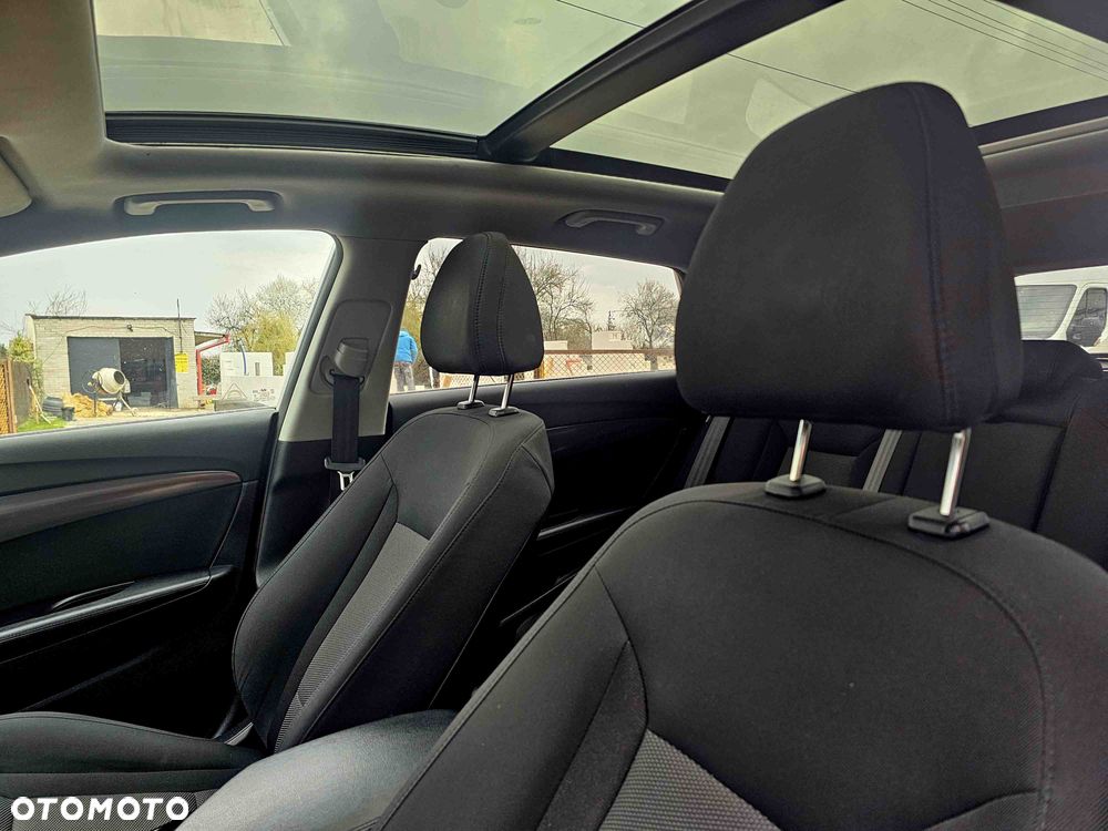 Hyundai i40 Kombi 1.7 CRDi Premium - 17