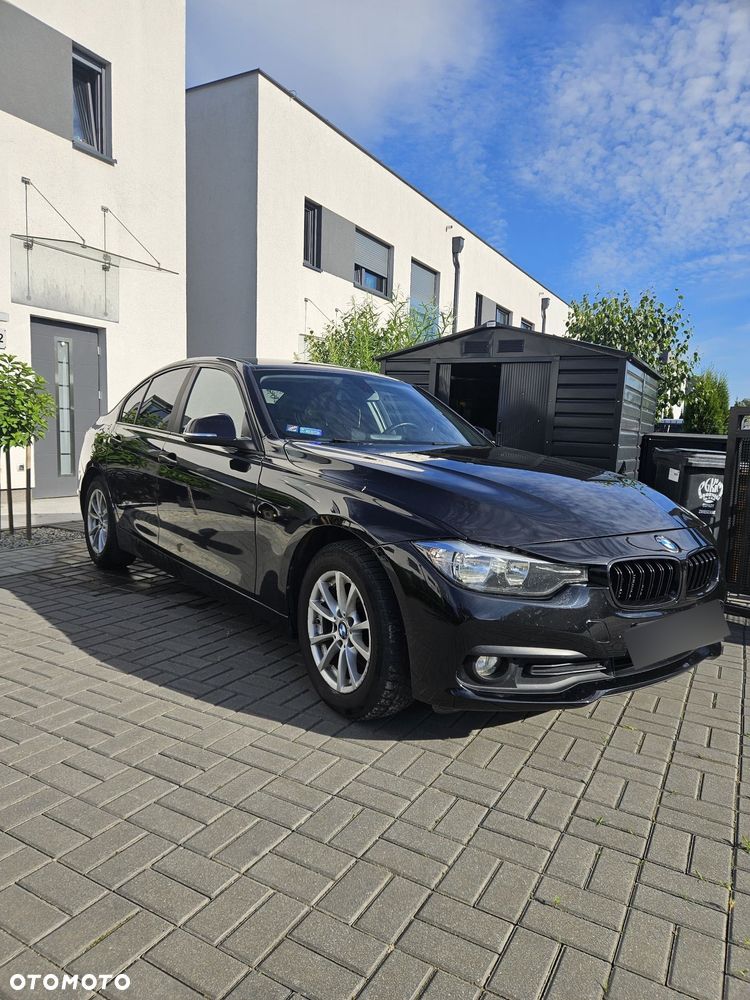 BMW Seria 3 316d - 13