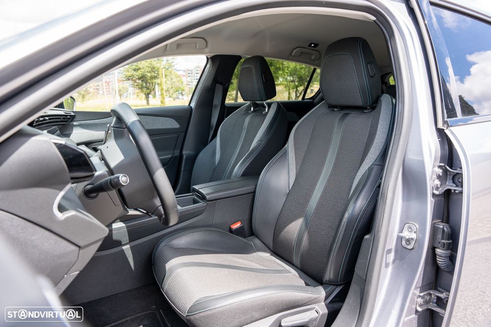 Peugeot 308 BlueHDi 130 EAT8 Allure - 7