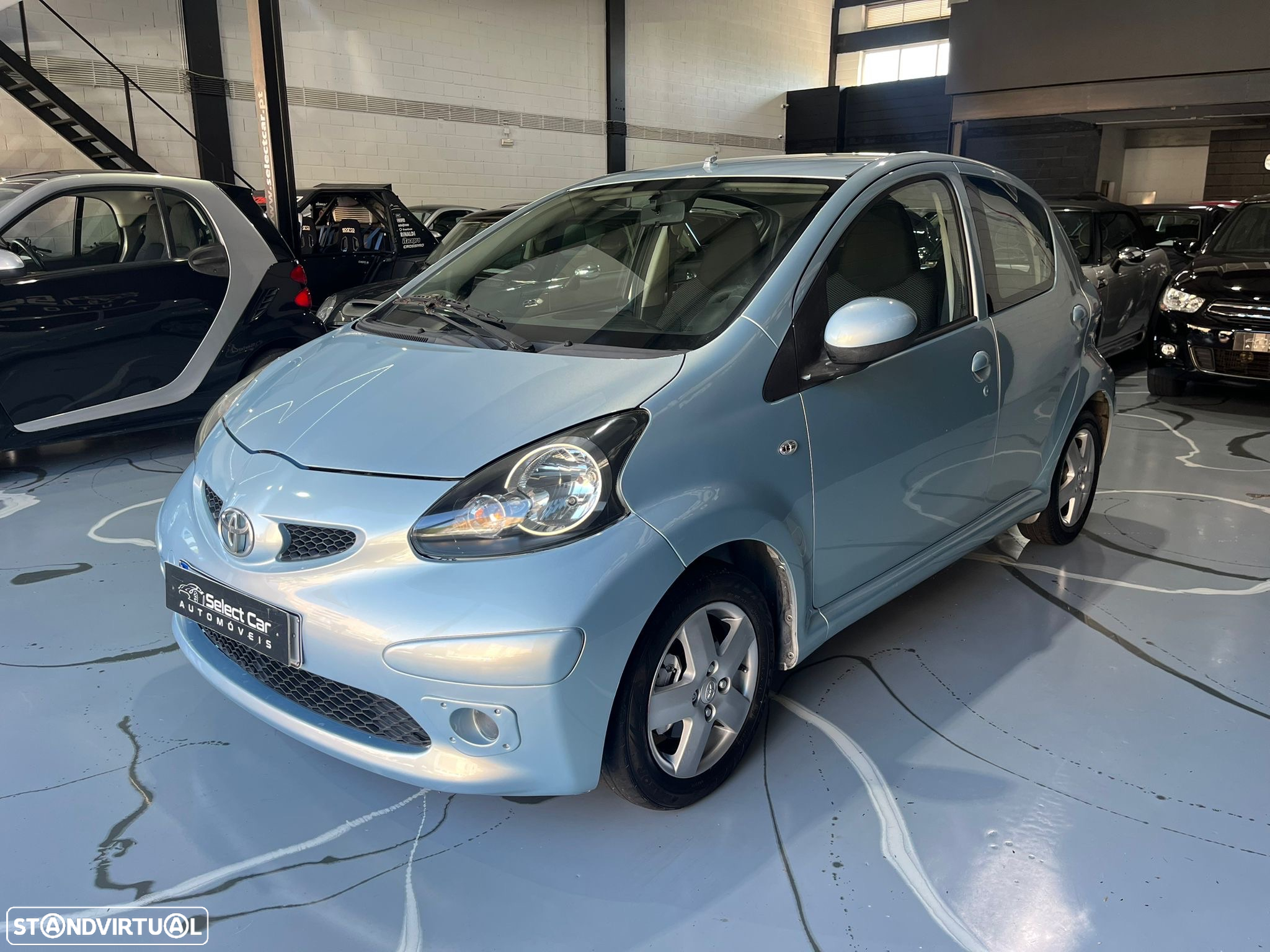 Toyota Aygo 1.0 Blue Edition - 2