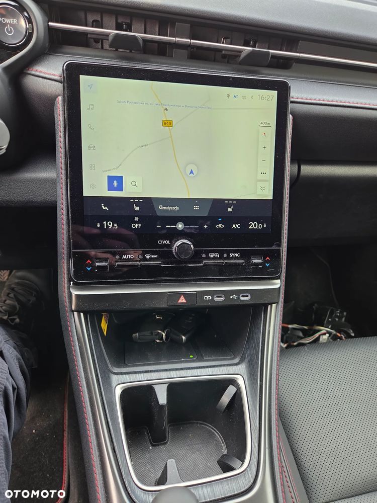 Lexus LBX FWD Emotion - 17