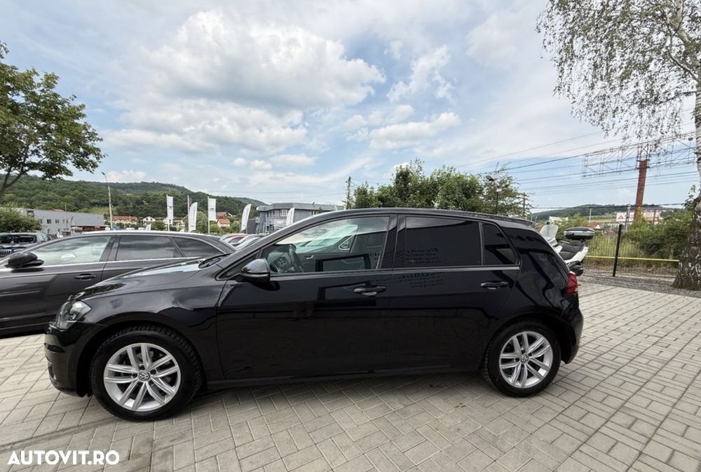 Volkswagen Golf - 13