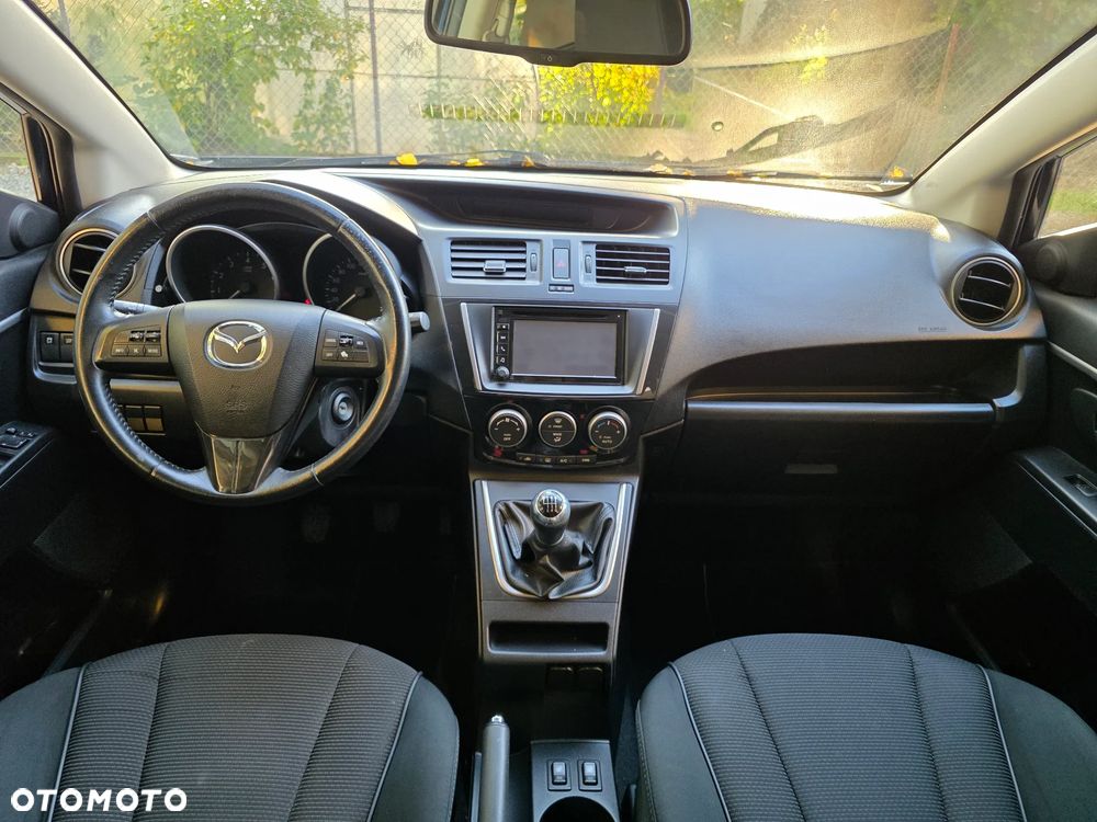 Mazda 5 2.0 Exclusive + - 26