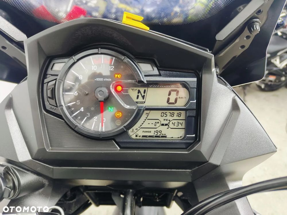 Suzuki DL - 18