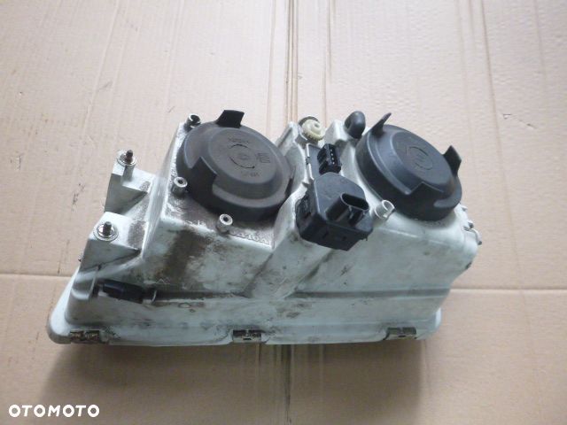 LAMPA PRAWY PRZÓD PRAWA PRZEDNIA VOLVO S40 LIFT - 21