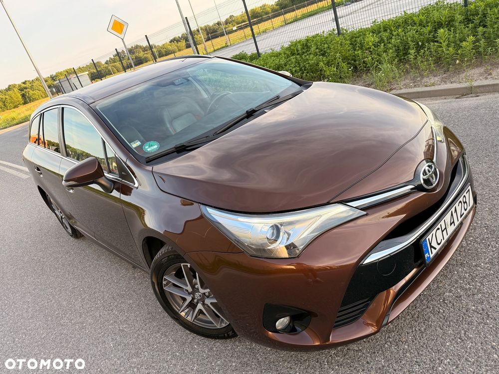 Toyota Avensis 1.8 Selection - 13