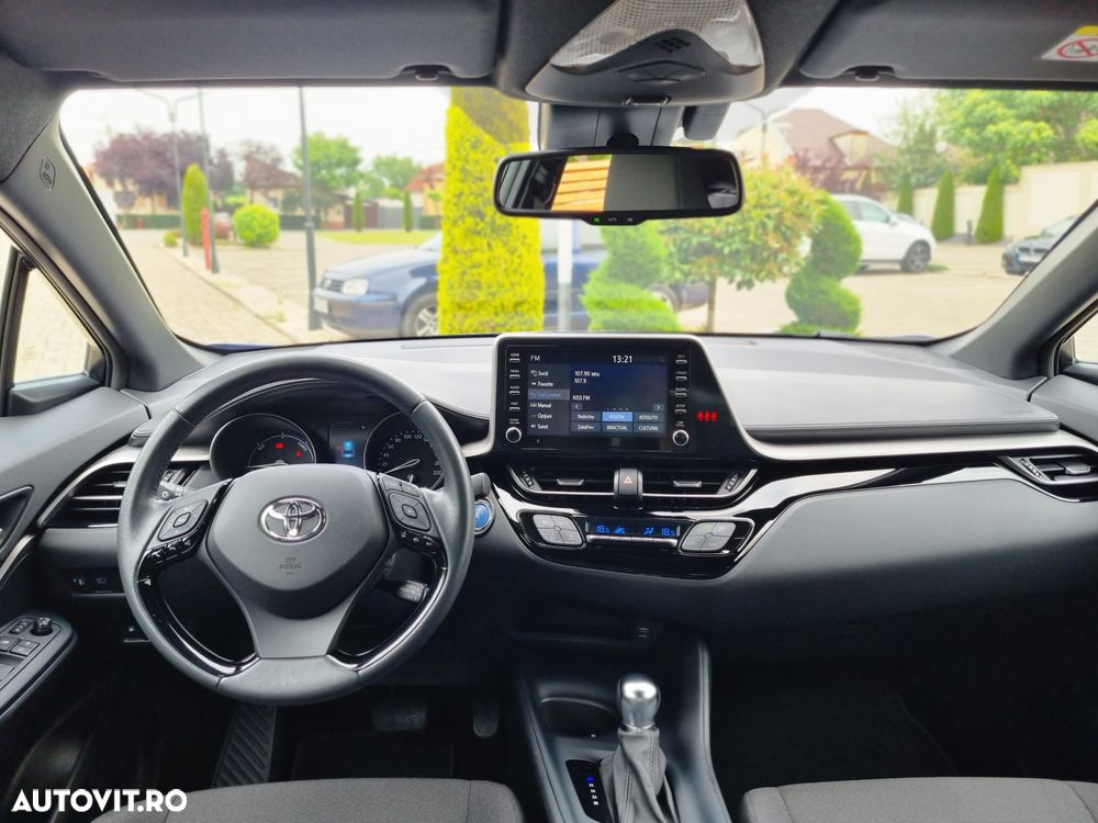 Toyota C-HR Style Selection - 28