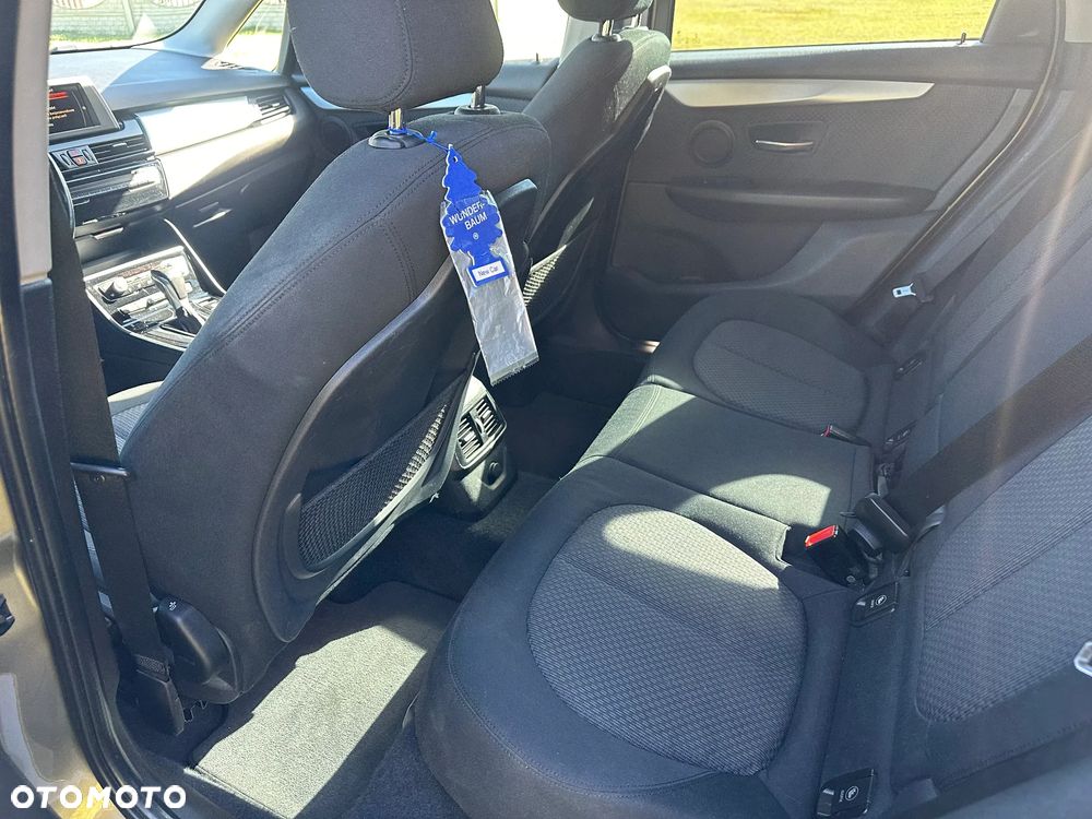 BMW Seria 2 218d Advantage - 13
