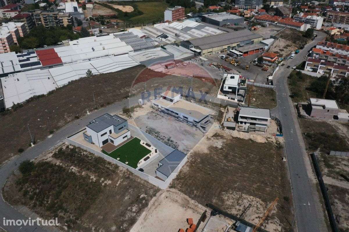 Terreno T0 para venda - Grande imagem: 4/11