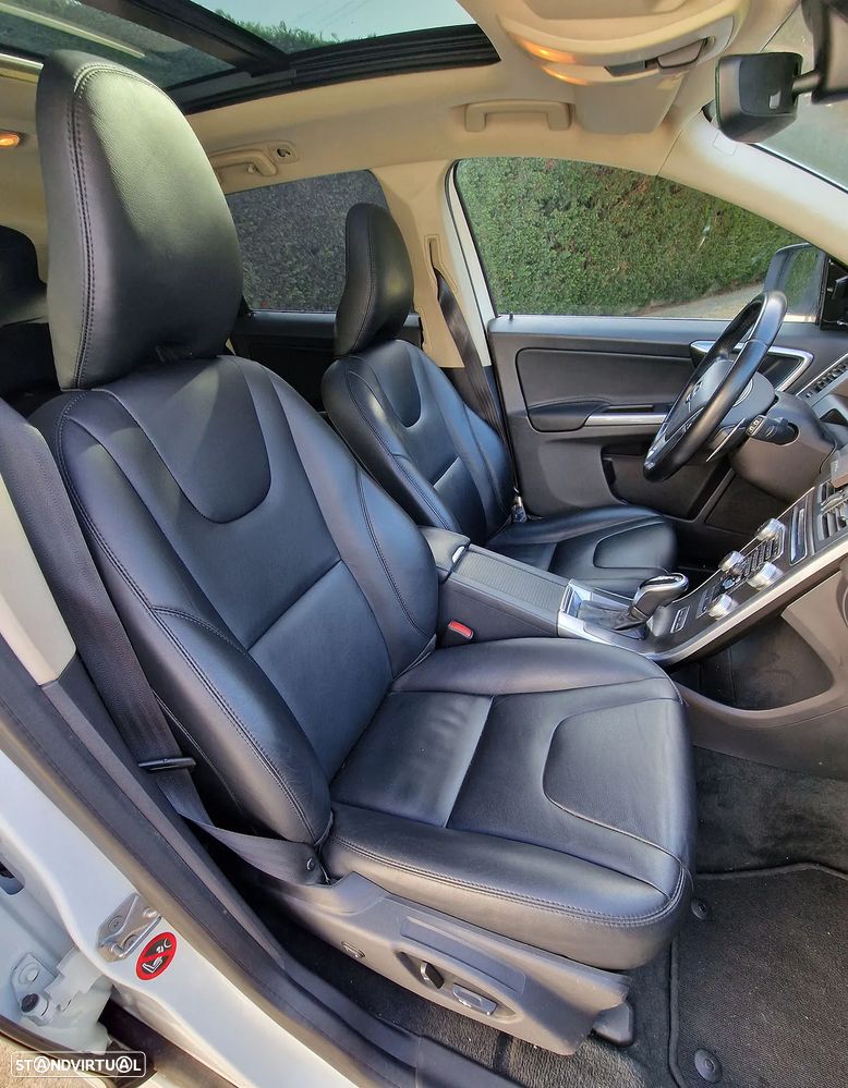 Volvo XC 60 2.0 D4 Summum Geartronic - 10