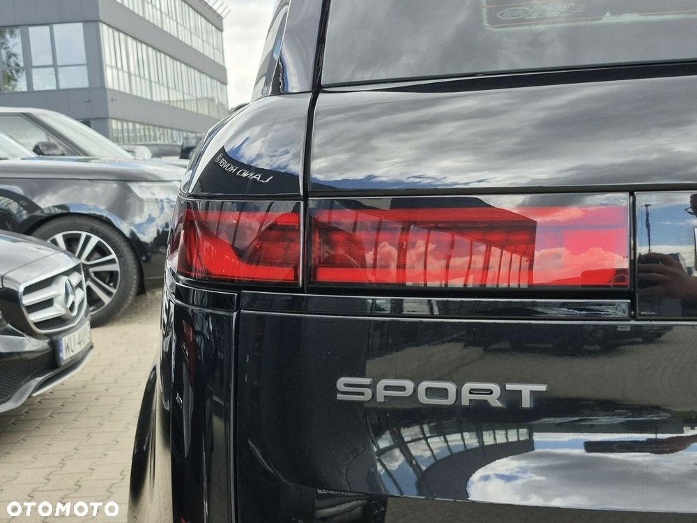 Land Rover Range Rover Sport D250 Dynamic SE - 15