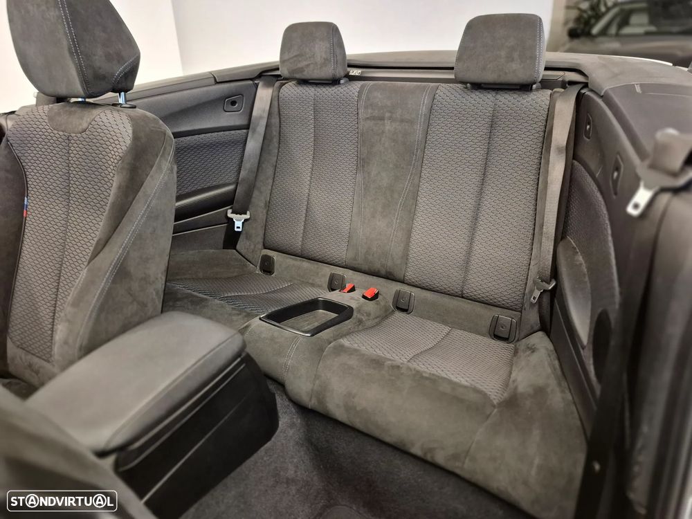 BMW 218 d Cabrio Pack M Auto - 31