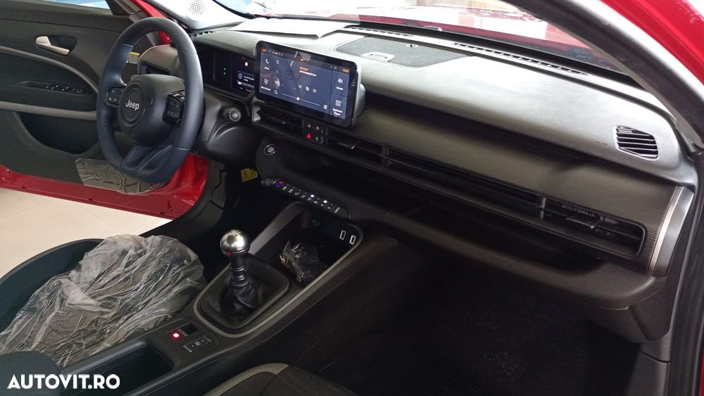 Jeep Avenger 1.2 MT6 Turbo Longitude - 11