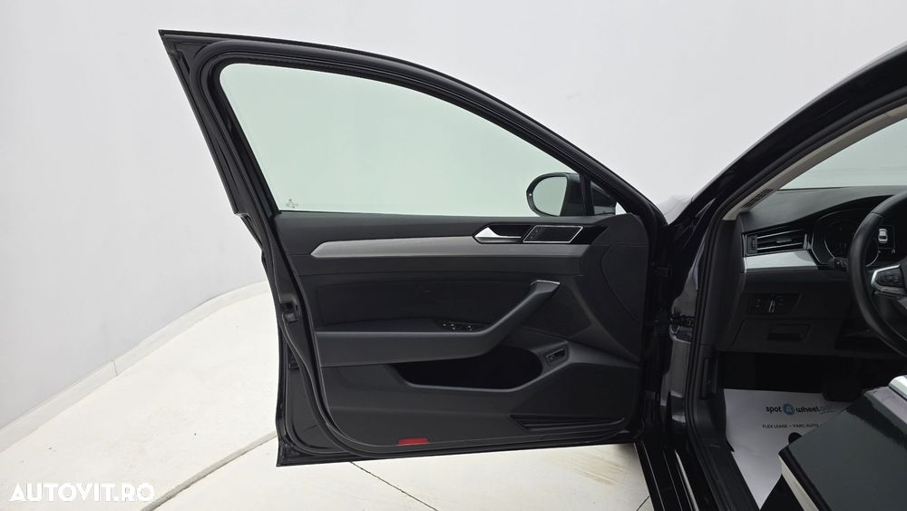 Volkswagen Passat 2.0 TDI DSG Comfortline - 10