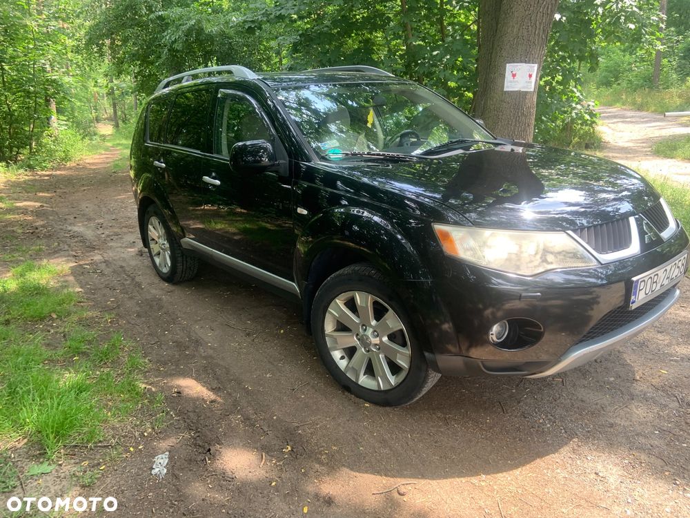 Mitsubishi Outlander 2.0 DID Instyle - 4