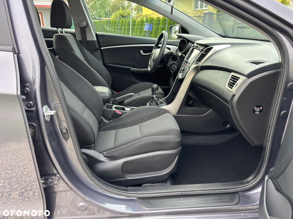 Hyundai i30 i30cw 1.6 CRDi Trend - 9