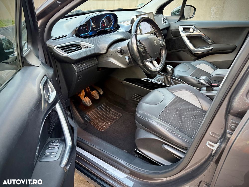 Peugeot 2008 PureTech 110 Stop&Start Allure - 12