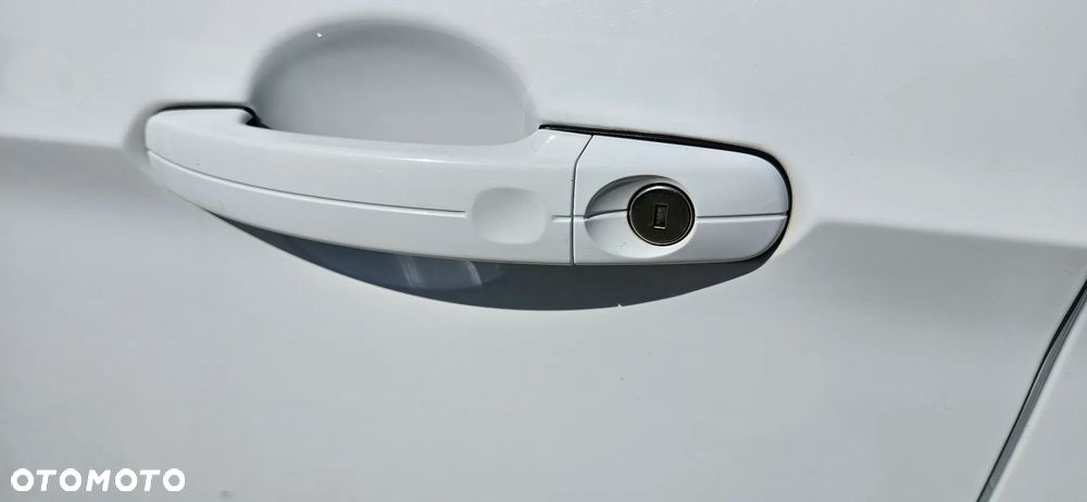 Ford Kuga 2.0 TDCi FWD ST-Line - 11