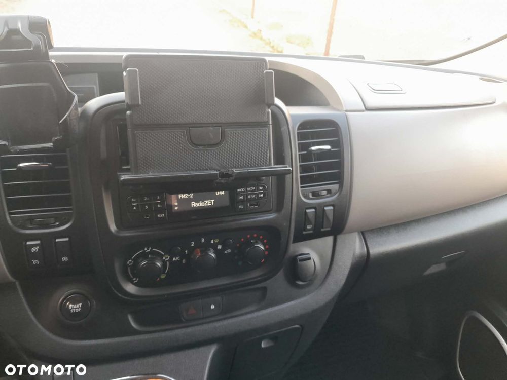 Renault Trafic - 21