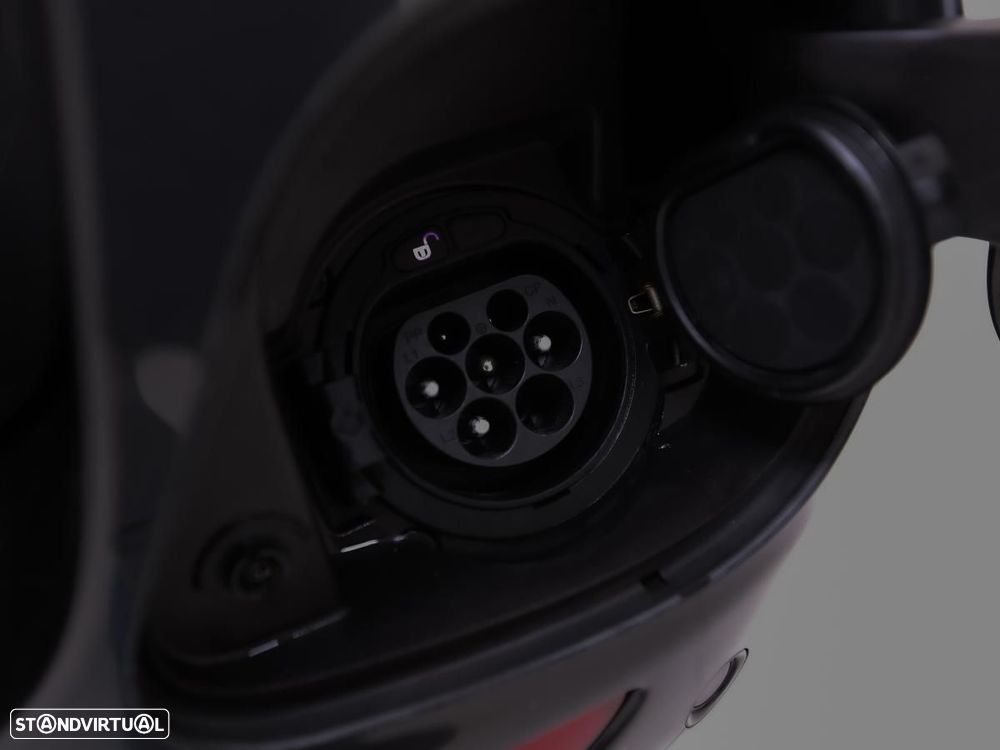 Mercedes-Benz E 300 de Avantgarde 4Matic - 14