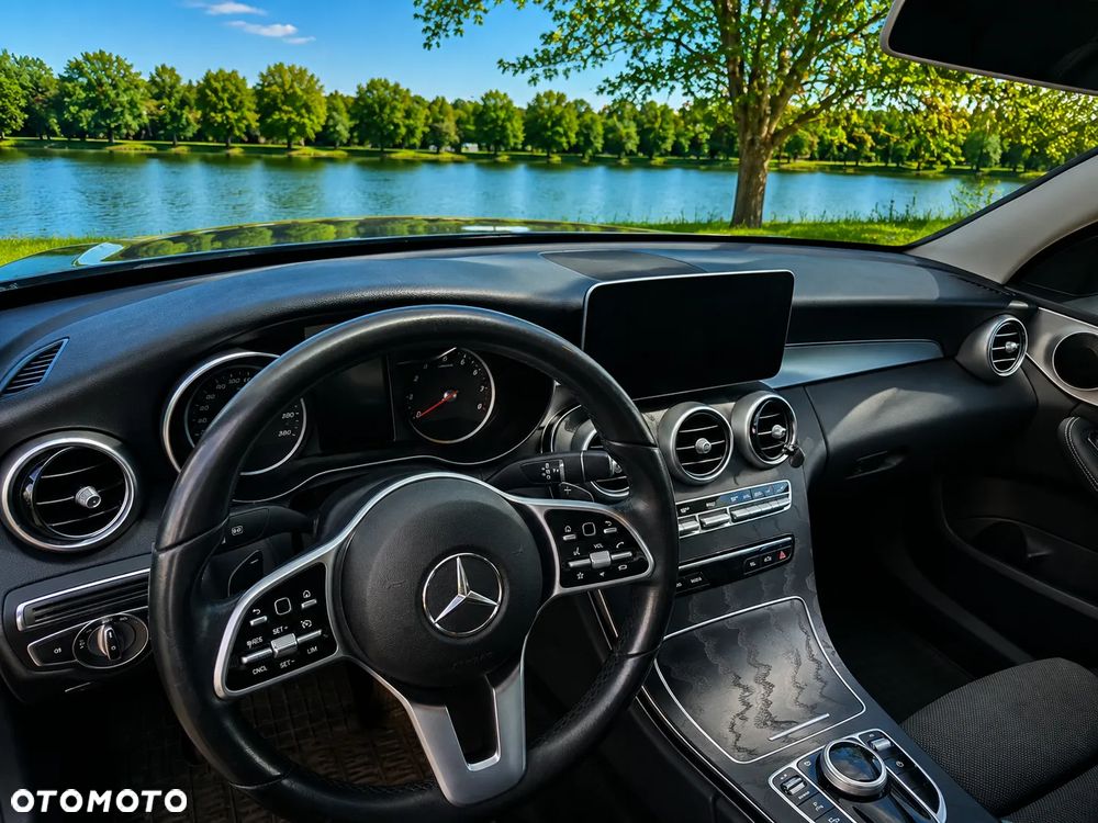 Mercedes-Benz Klasa C 200 4MATIC 9G-TRONIC - 2