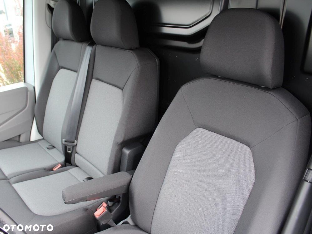 Volkswagen Transporter - 9