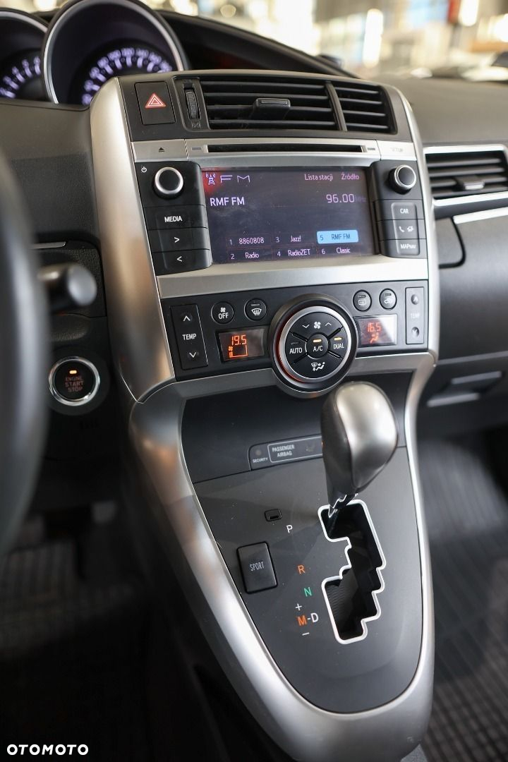 Toyota Verso - 28